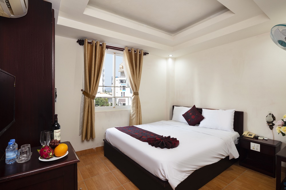standard-city-view--room_01